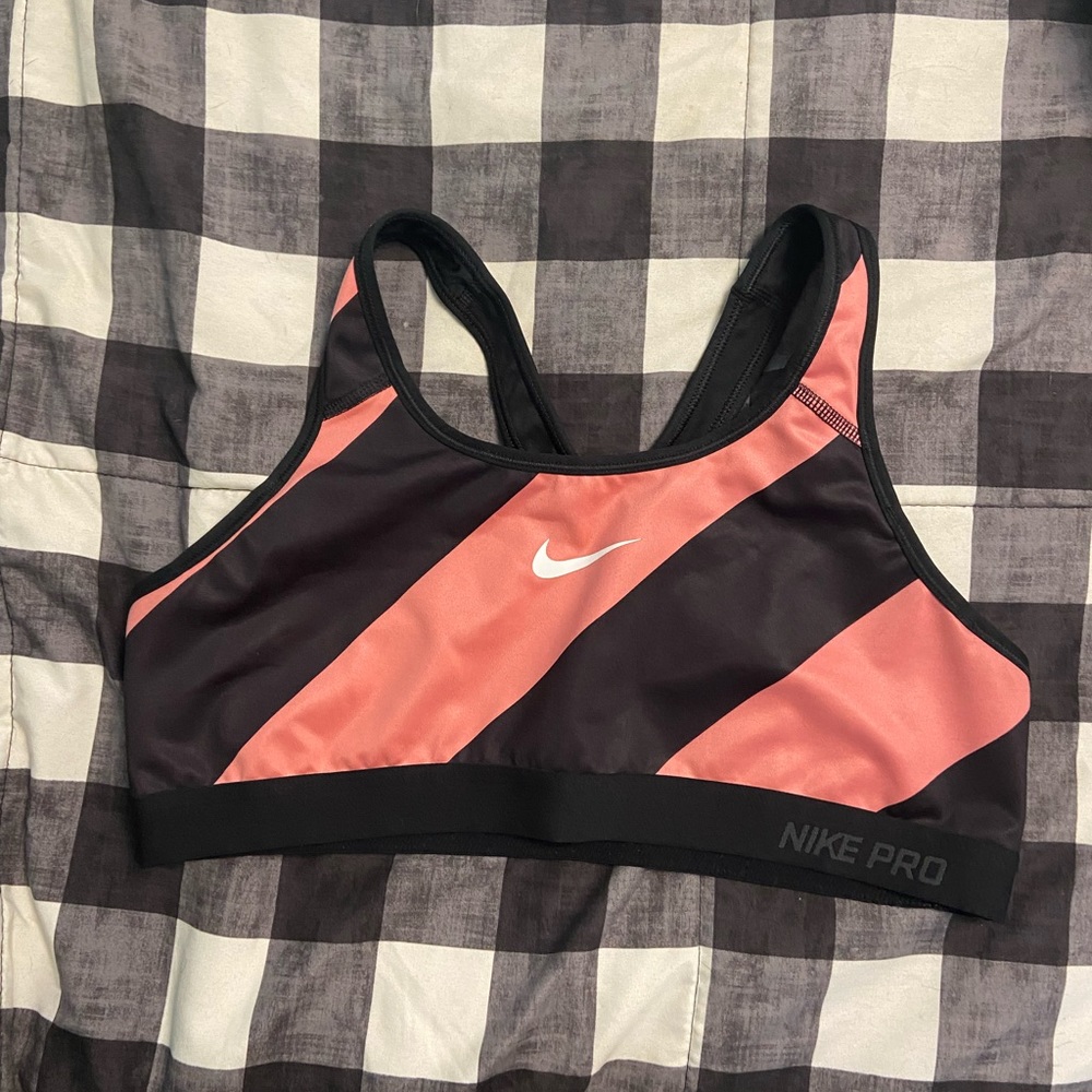 XL Nike sports bra